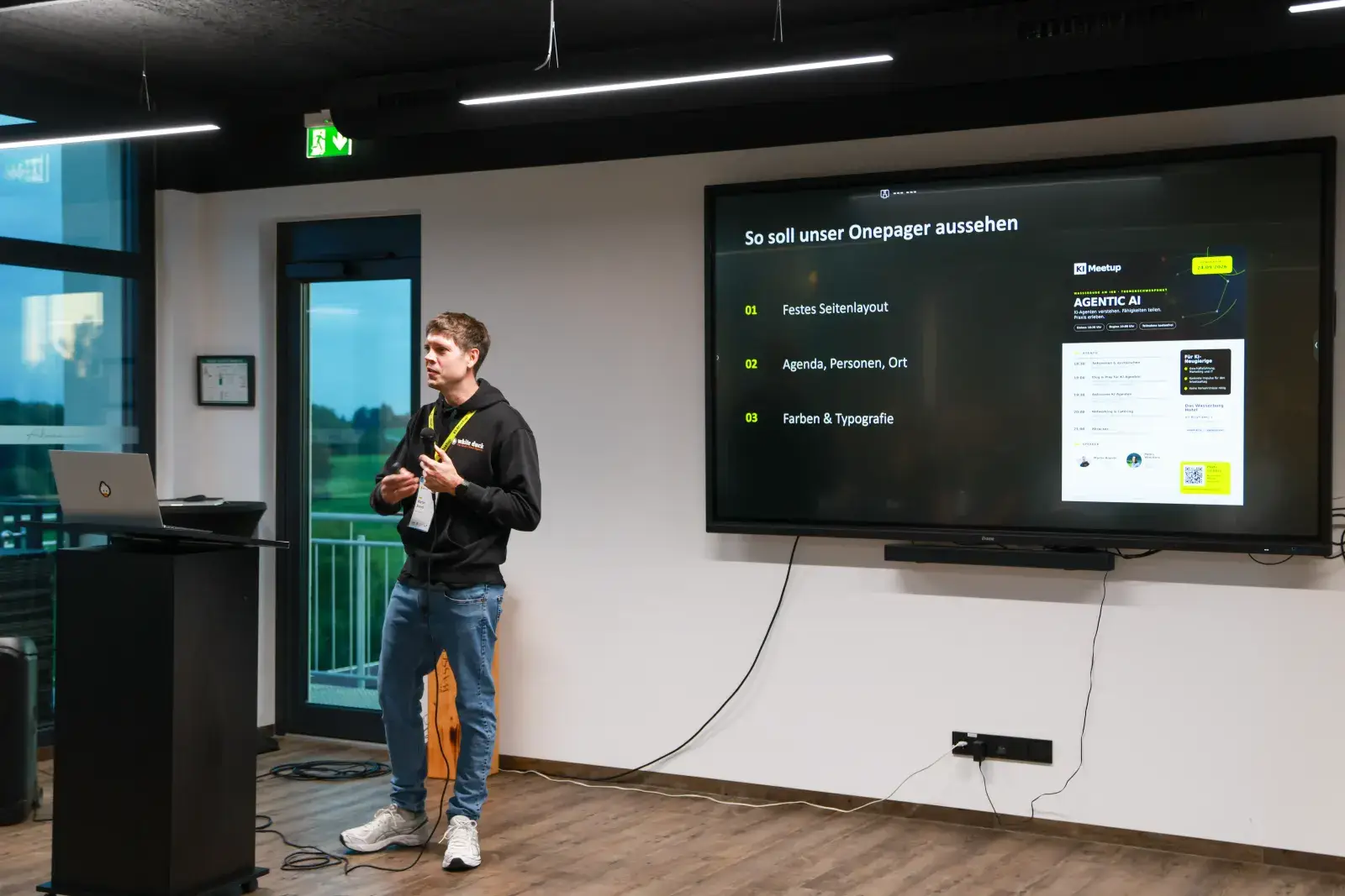Martin Brandl in der Live-Demo „So soll unser Onepager aussehen“